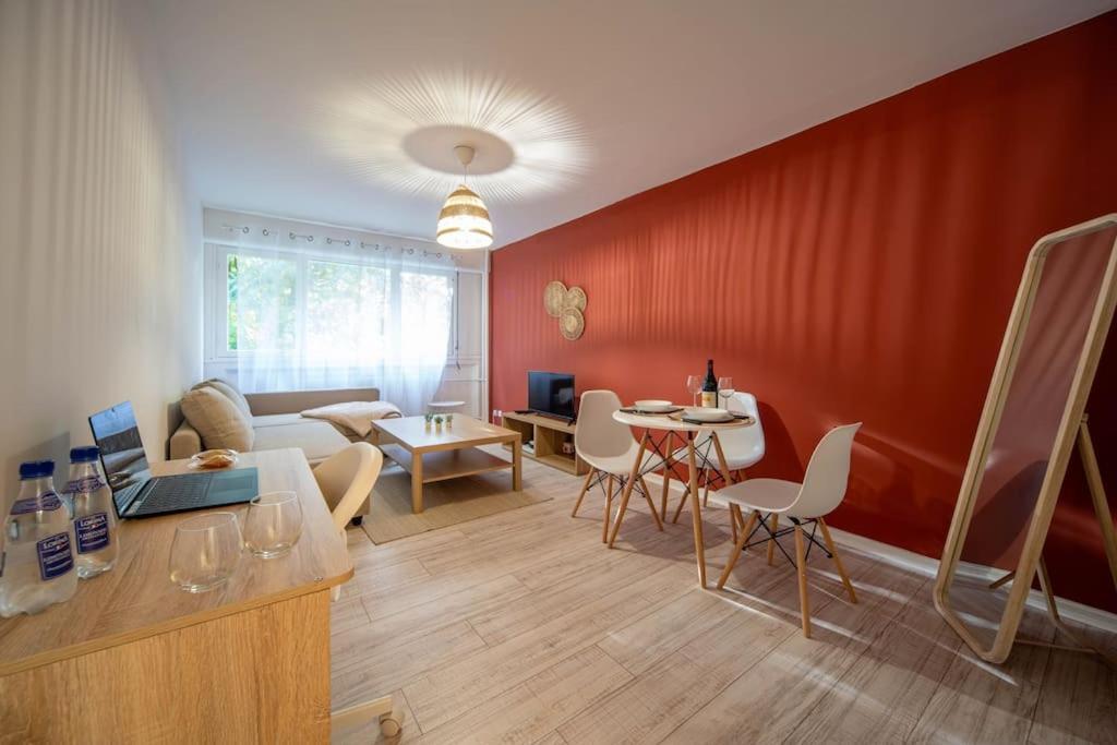 L'Escale Mauricienne Apartment ชาลง-ซูร์-ซอน ภายนอก รูปภาพ